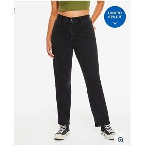 Aeropostale High Rise Curvy Stretch Mom Jean